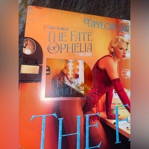 TAYLOR SWIFT OPHELIA WEB-STORE 7” ORANGE VINYL MEGA RARE HYPE STICKER !!!